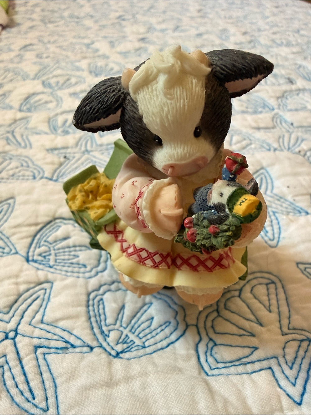 John Deer Mary Moo Cow Fingurine